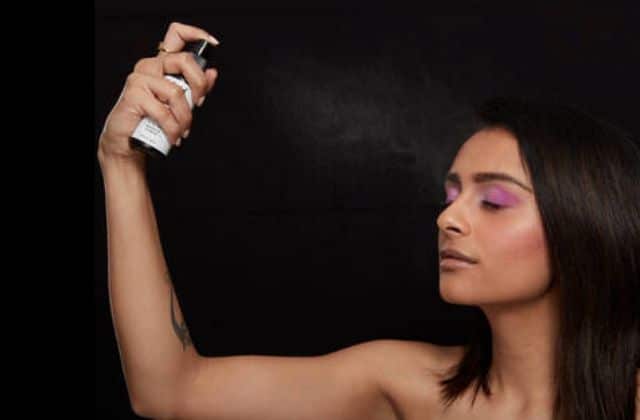 Spray fixateur : lequel choisir pour faire tenir son maquillage ?
