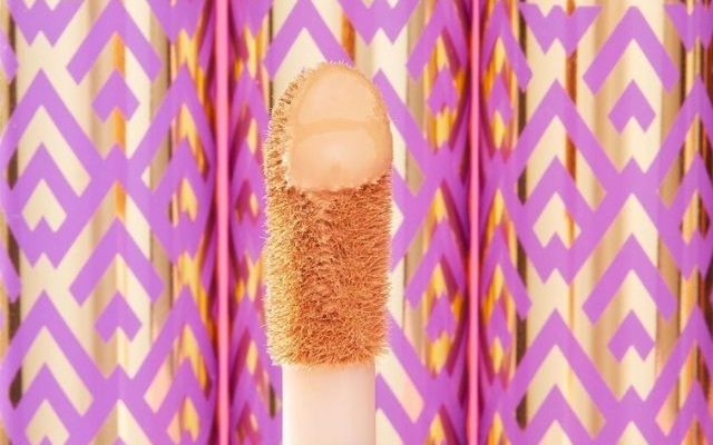 tarte-shape-tape-extra-creamy-1-640x400.jpg