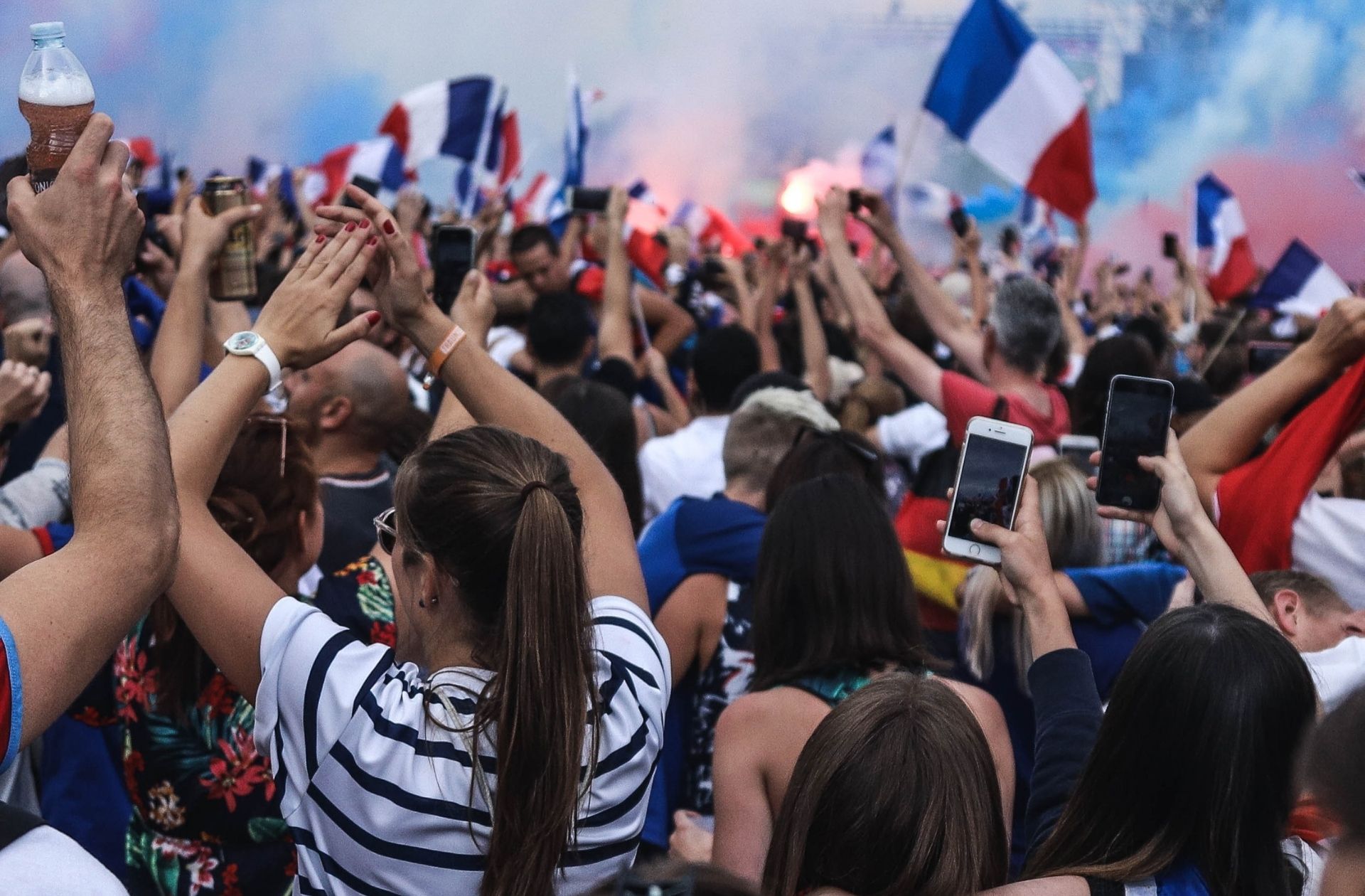 8 trouvailles pour pimper vos soirées foot et soutenir l’équipe de France