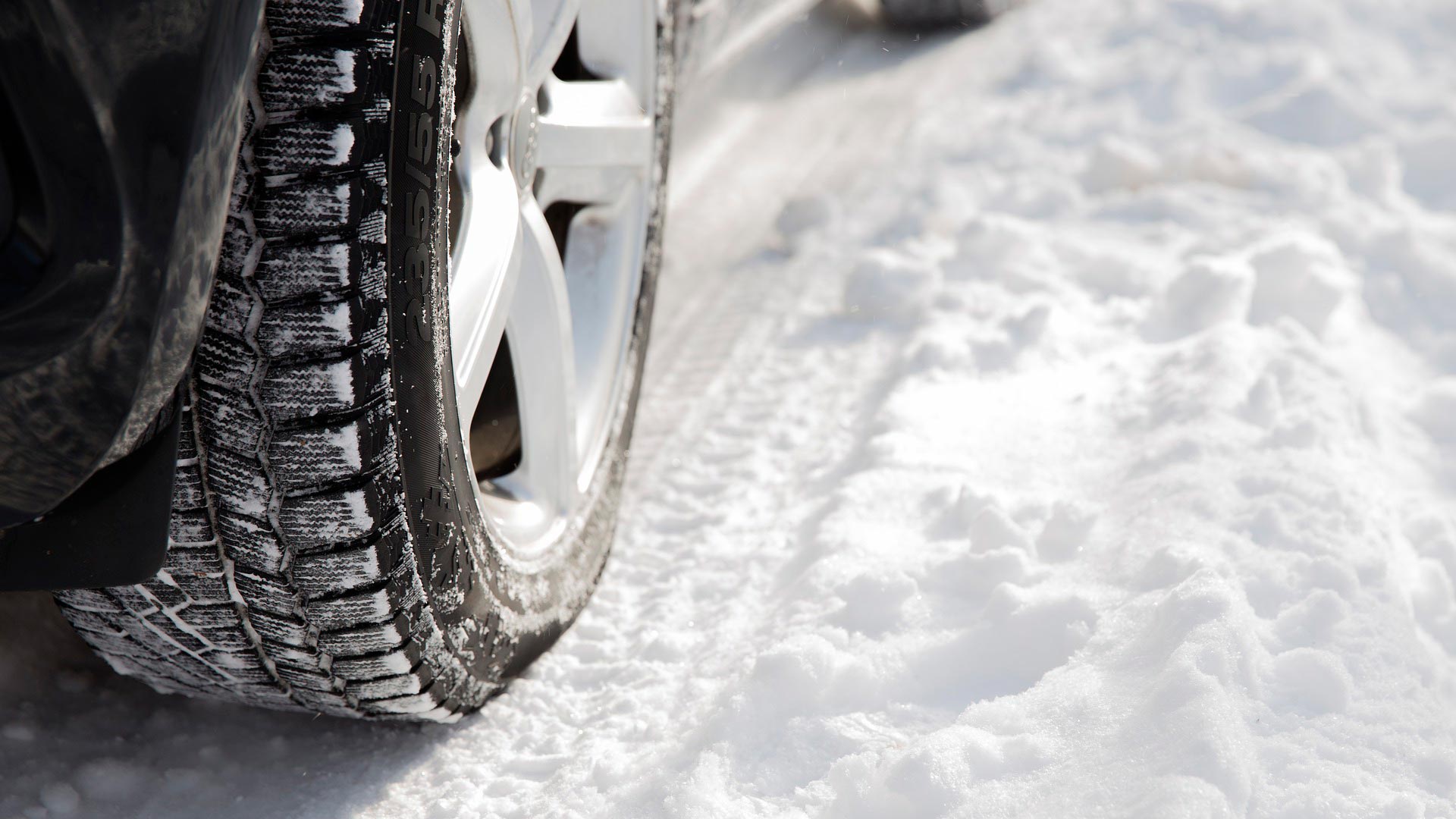 Loi Montagne : faut-il changer vos pneus au risque d’être hors-la-loi ?