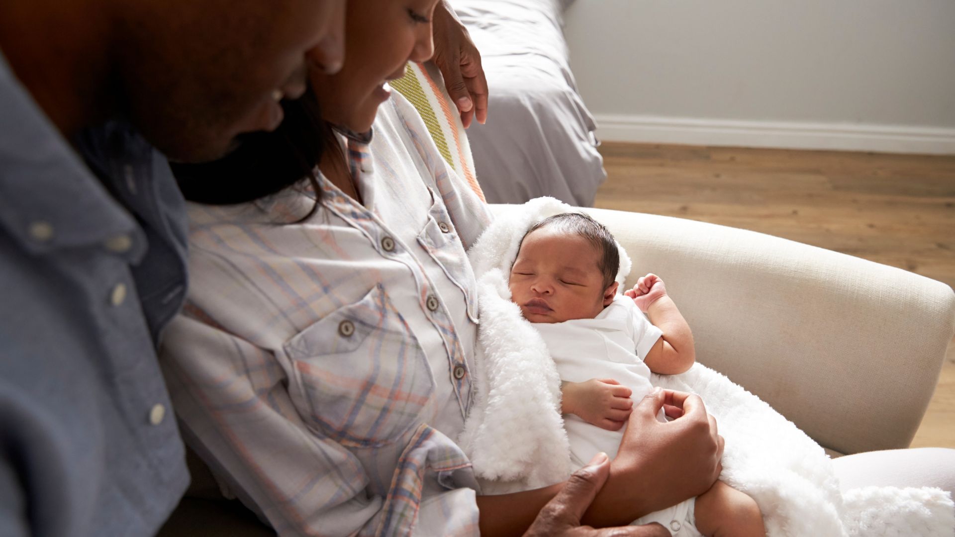 8 choses à savoir avant de rendre visite aux parents à la maternité
