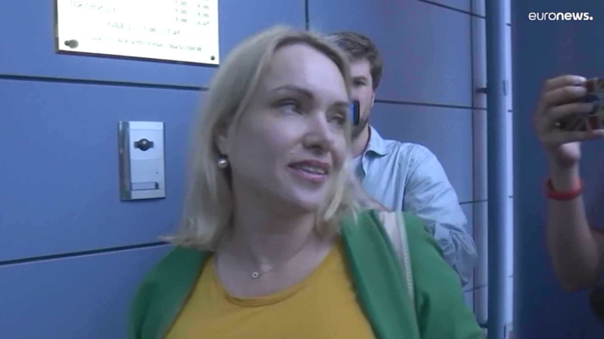 La journaliste Marina Ovsiannikova devant la justice russe pour avoir dénoncé l’invasion de l’Ukraine
