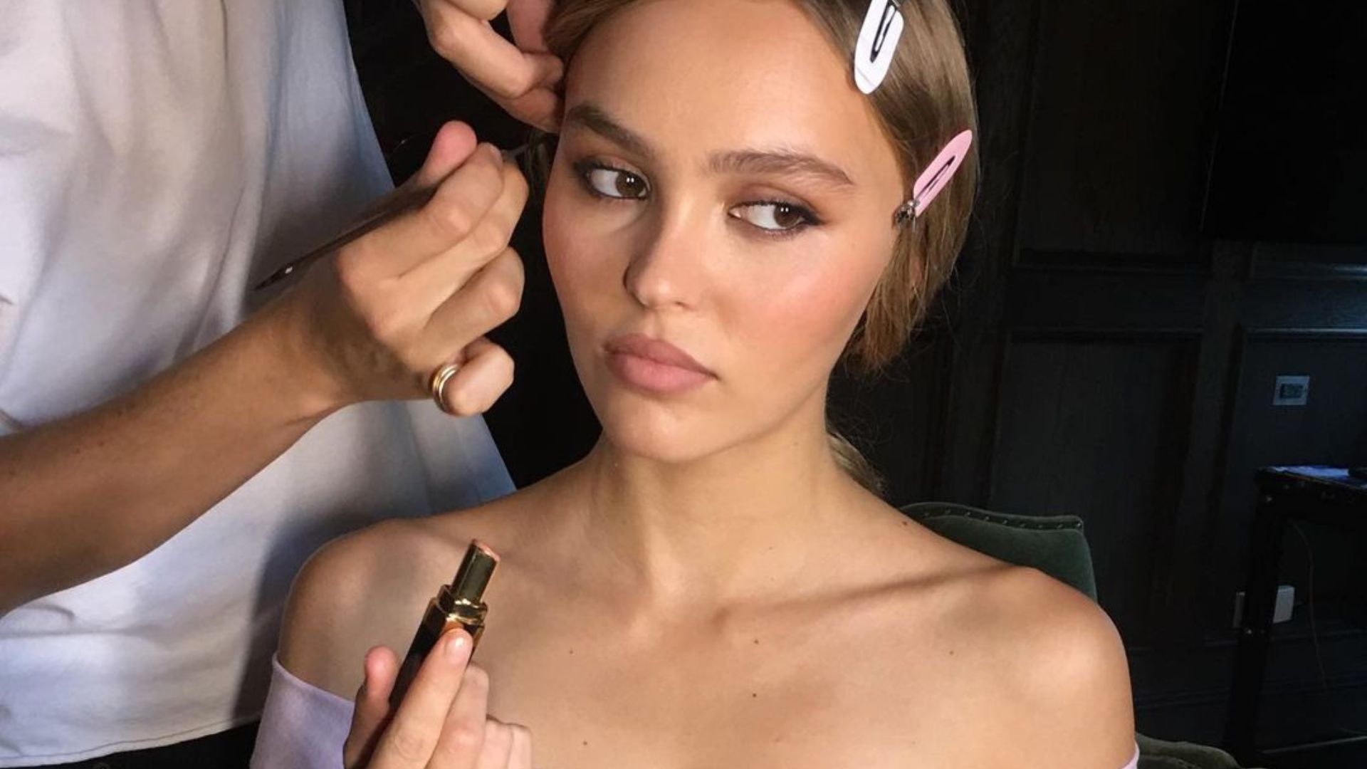 lily rose depp maquillage levres chanel