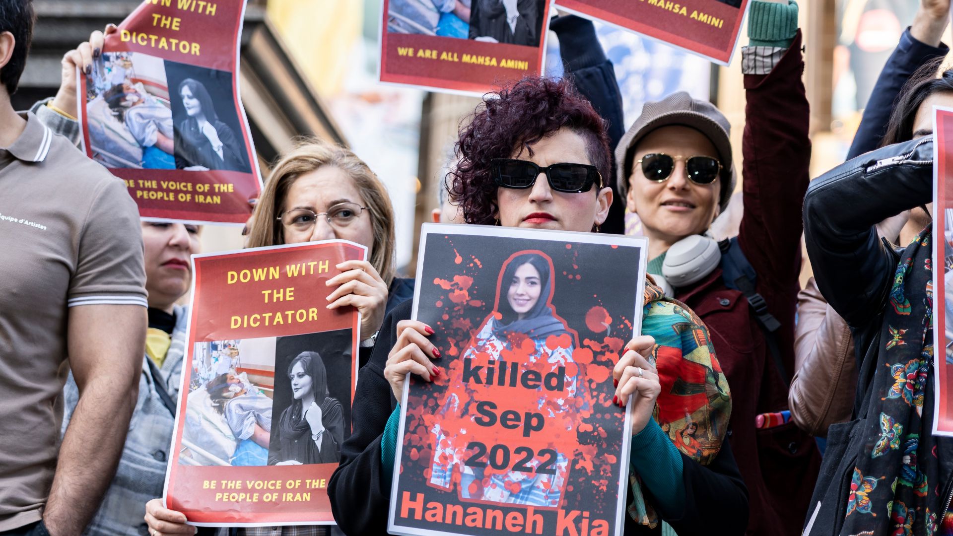Face à la répression violente en Iran, que peut-on faire pour aider les Iraniennes ?